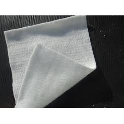 復(fù)合土工布在工程材料中的應(yīng)用——以泰安正澤工程材料廠為例